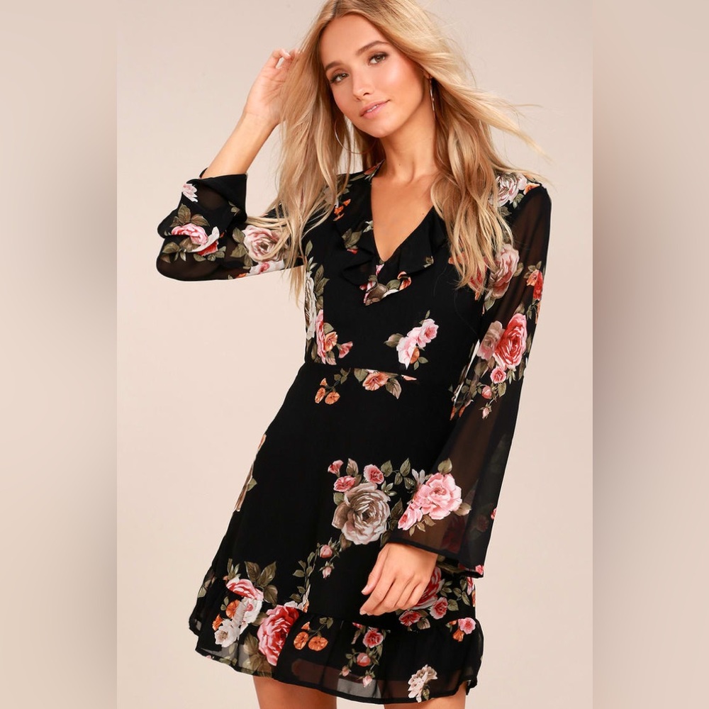 Lulu’s M Alive with Artistry Black Floral Print Dress